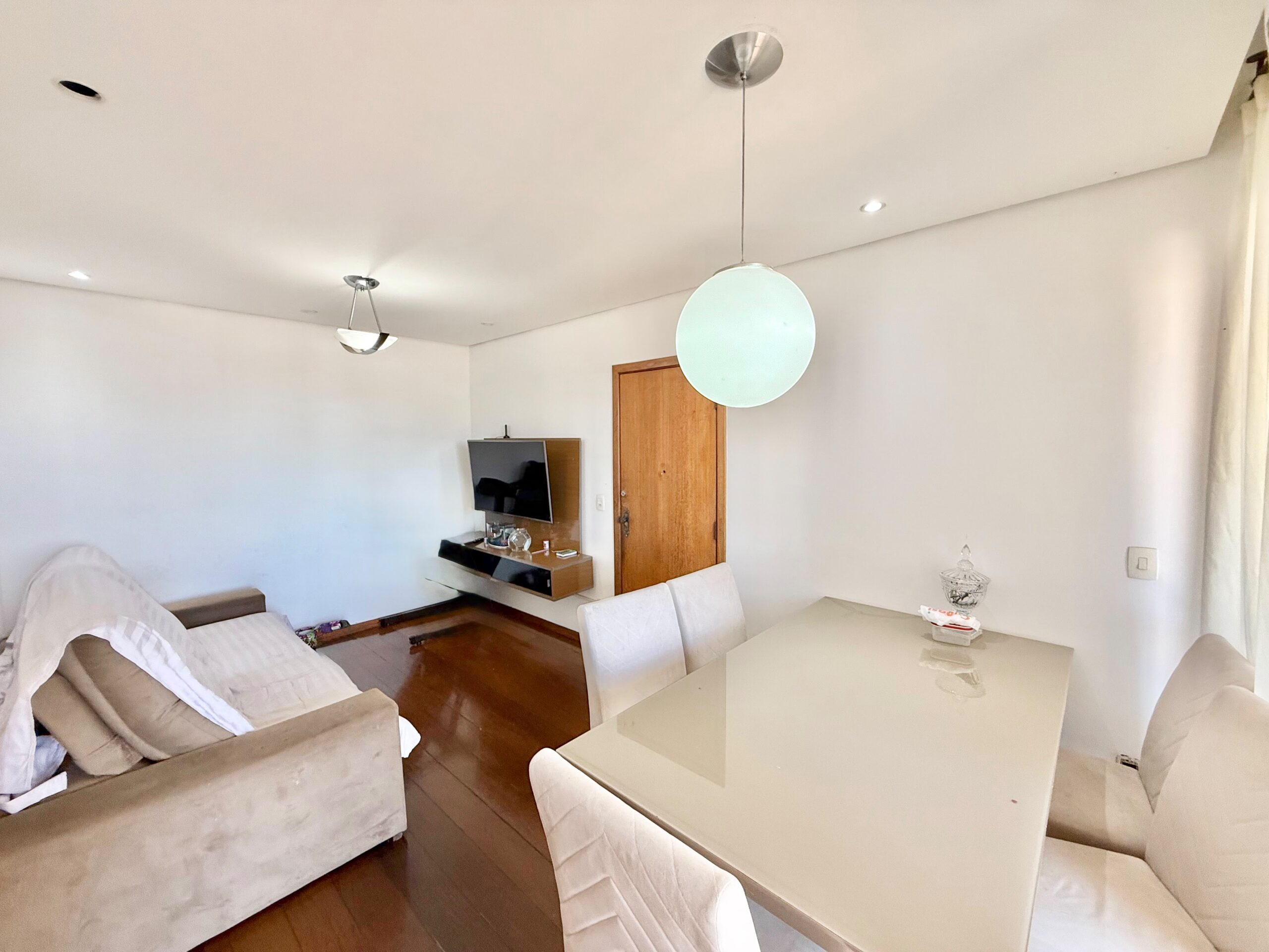 Apartamento no Bairro Ouro Preto – 3 QUARTOS/SUÍTE/1 VAGA/ELEVADOR